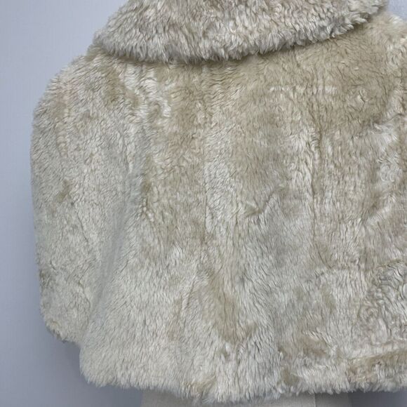 Free People Faux Fur Cape Capelet Shrug Sz XS/S Ivory Formal Asian Satin Lined - Picture 8 of 14